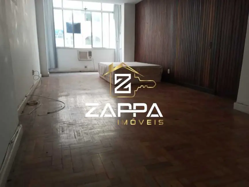 Apartamento com 3 quartos à venda, 140m2 em Rio De Janeiro - RJ - imagem 5 Foto 5 de Apartamento com 3 quartos à venda, 140m2 em Rio De Janeiro - RJ