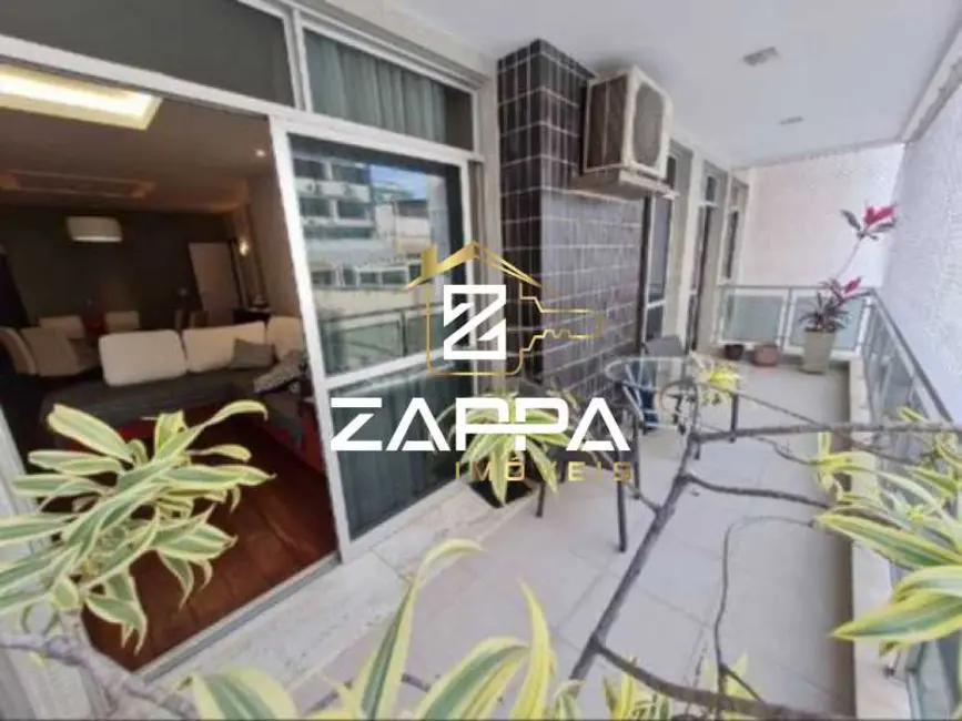 Foto 2 de Apartamento com 3 quartos à venda, 130m2 em Rio De Janeiro - RJ
