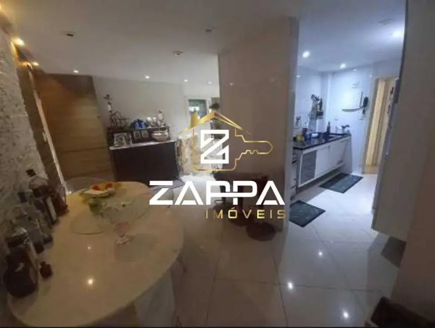 Foto 8 de Apartamento com 2 quartos à venda, 95m2 em Rio De Janeiro - RJ