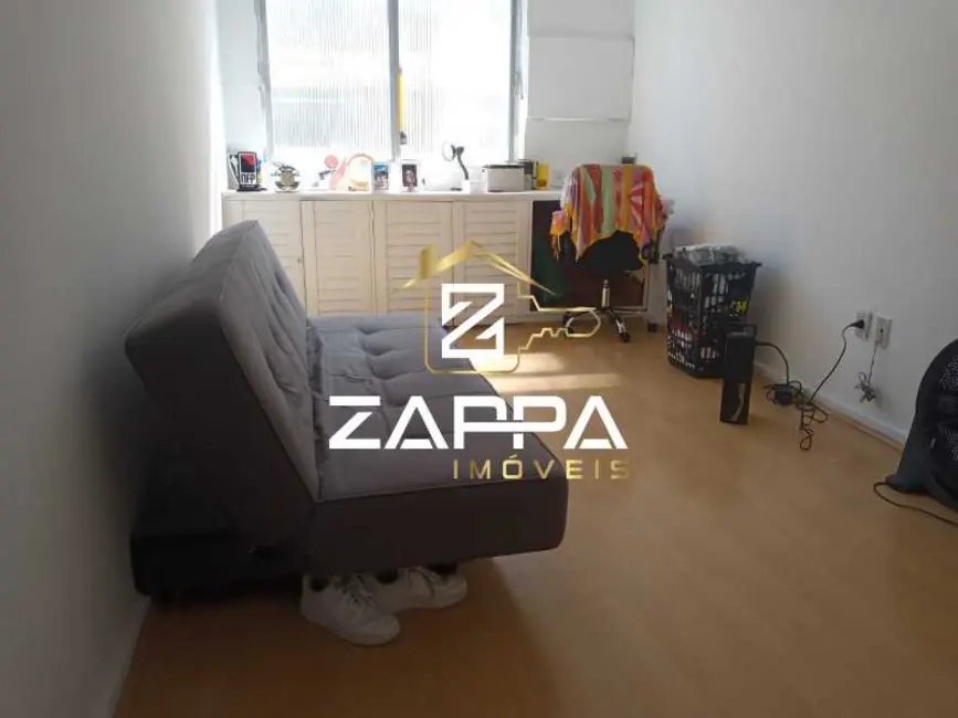 Apartamento com 3 quartos à venda, 287m2 em Rio De Janeiro - RJ - imagem 8 Foto 8 de Apartamento com 3 quartos à venda, 287m2 em Rio De Janeiro - RJ