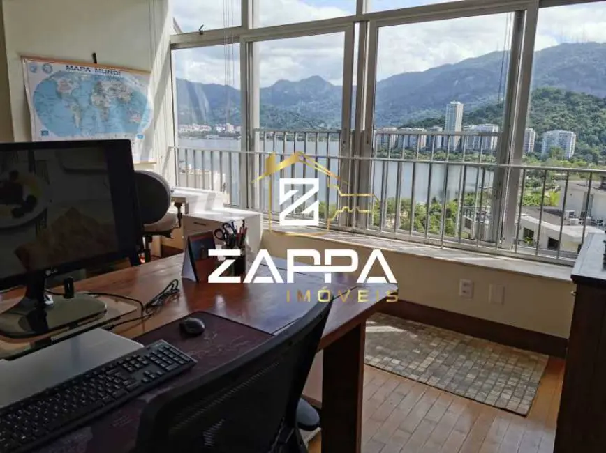 Foto 8 de Apartamento com 4 quartos à venda, 155m2 em Rio De Janeiro - RJ