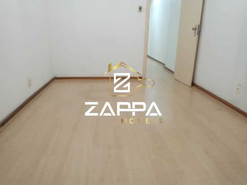 Apartamento com 3 quartos à venda, 120m2 em Rio De Janeiro - RJ - imagem 7 Foto 7 de Apartamento com 3 quartos à venda, 120m2 em Rio De Janeiro - RJ