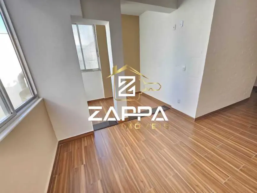 Foto 2 de Apartamento com 2 quartos à venda, 65m2 em Rio De Janeiro - RJ