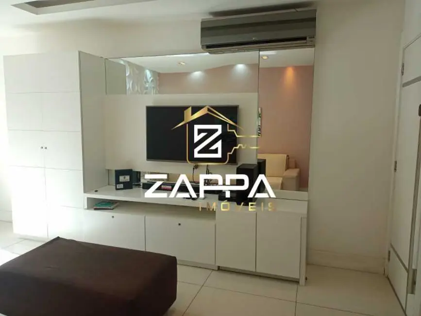 Foto 2 de Apartamento com 2 quartos à venda, 79m2 em Rio De Janeiro - RJ