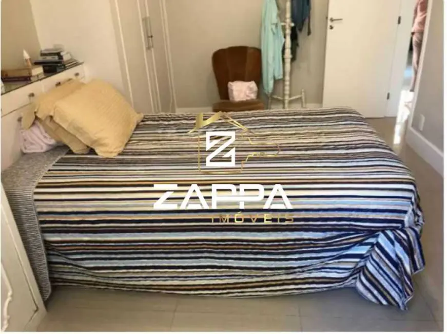 Apartamento com 3 quartos à venda, 141m2 em Rio De Janeiro - RJ - imagem 9 Foto 9 de Apartamento com 3 quartos à venda, 141m2 em Rio De Janeiro - RJ