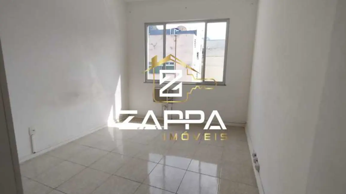 Kitnet com 1 quarto à venda, 30m2 em Rio De Janeiro - RJ - imagem 2 Foto 2 de Kitnet com 1 quarto à venda, 30m2 em Rio De Janeiro - RJ