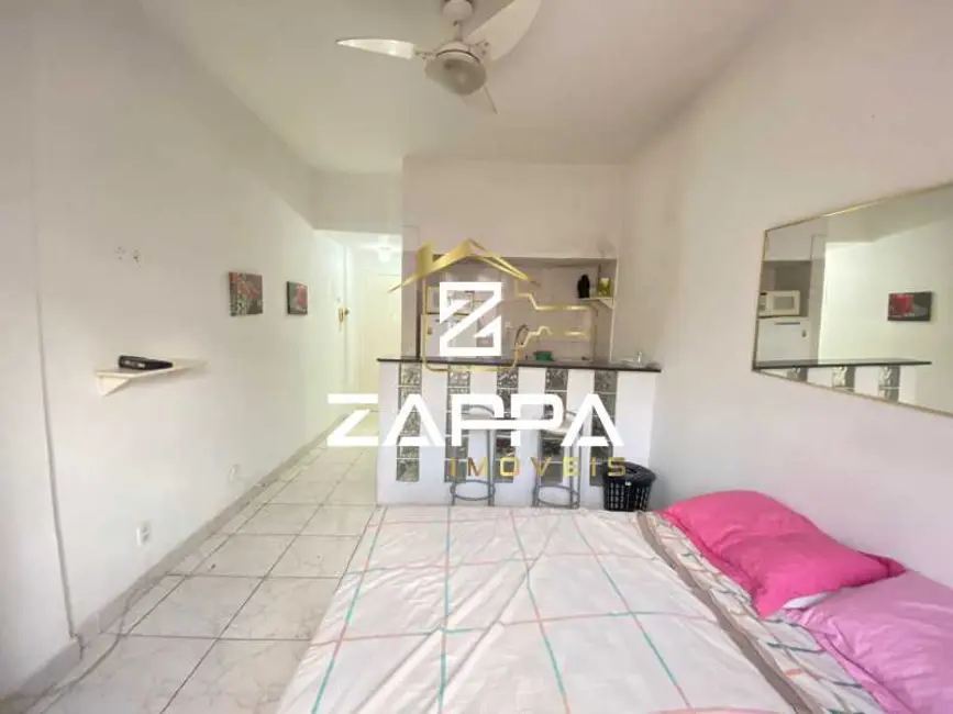 Foto 2 de Kitnet com 1 quarto à venda, 20m2 em Rio De Janeiro - RJ