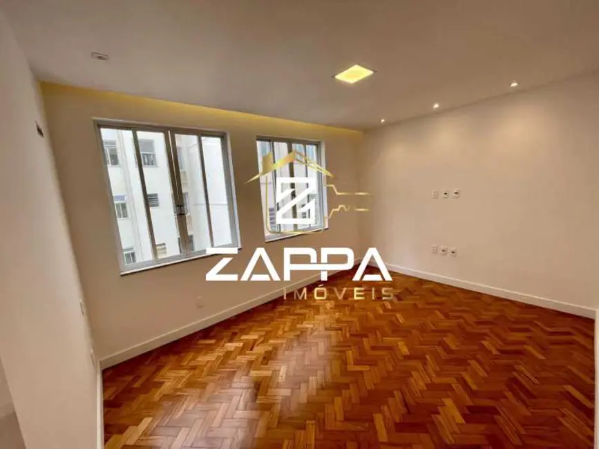 Foto 6 de Apartamento com 4 quartos à venda, 170m2 em Rio De Janeiro - RJ