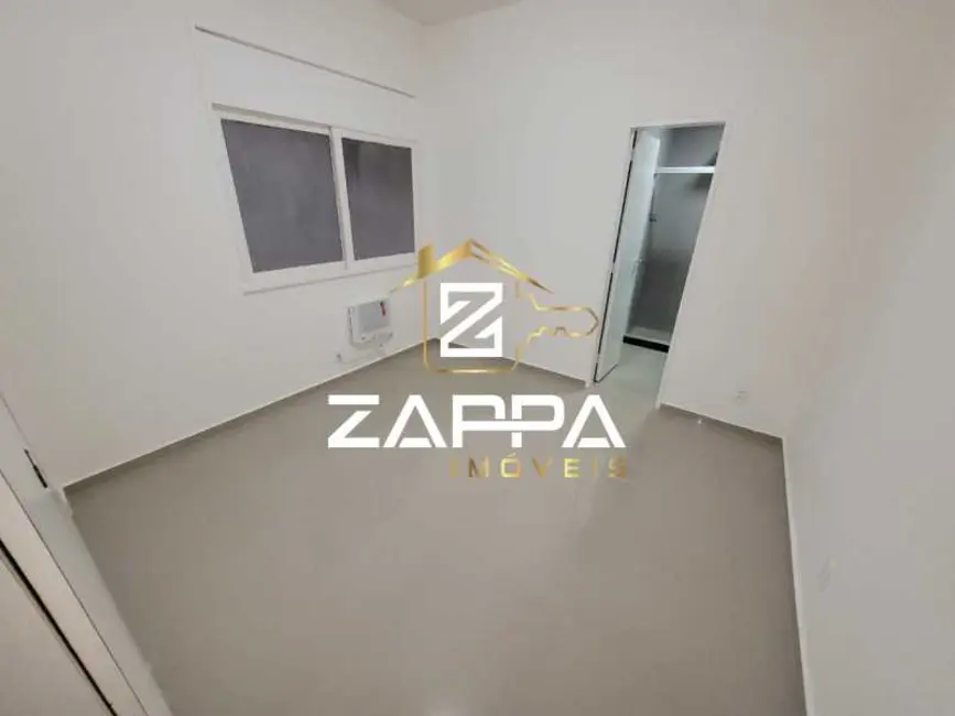 Foto 3 de Kitnet com 1 quarto à venda, 28m2 em Rio De Janeiro - RJ