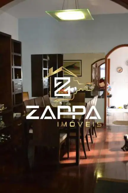 Apartamento com 4 quartos à venda, 185m2 em Rio De Janeiro - RJ - imagem 4 Foto 4 de Apartamento com 4 quartos à venda, 185m2 em Rio De Janeiro - RJ