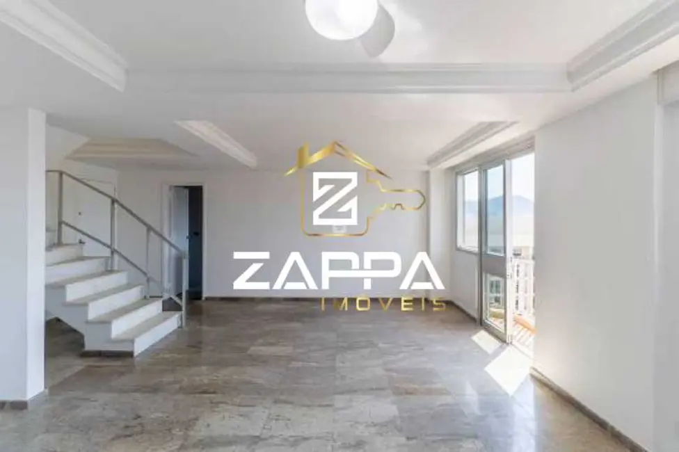 Cobertura com 2 quartos à venda, 196m2 em Rio De Janeiro - RJ - imagem 7 Foto 7 de Cobertura com 2 quartos à venda, 196m2 em Rio De Janeiro - RJ