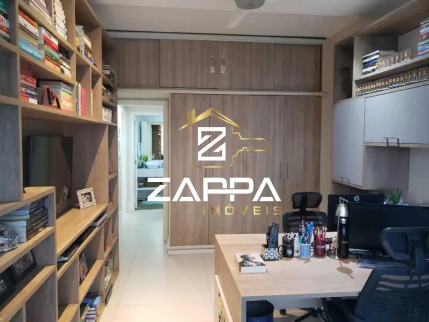 Apartamento com 3 quartos à venda, 156m2 em Rio De Janeiro - RJ - imagem 8 Foto 8 de Apartamento com 3 quartos à venda, 156m2 em Rio De Janeiro - RJ