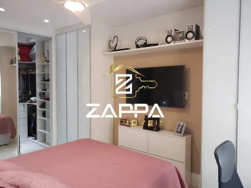 Apartamento com 3 quartos à venda, 156m2 em Rio De Janeiro - RJ - imagem 7 Foto 7 de Apartamento com 3 quartos à venda, 156m2 em Rio De Janeiro - RJ