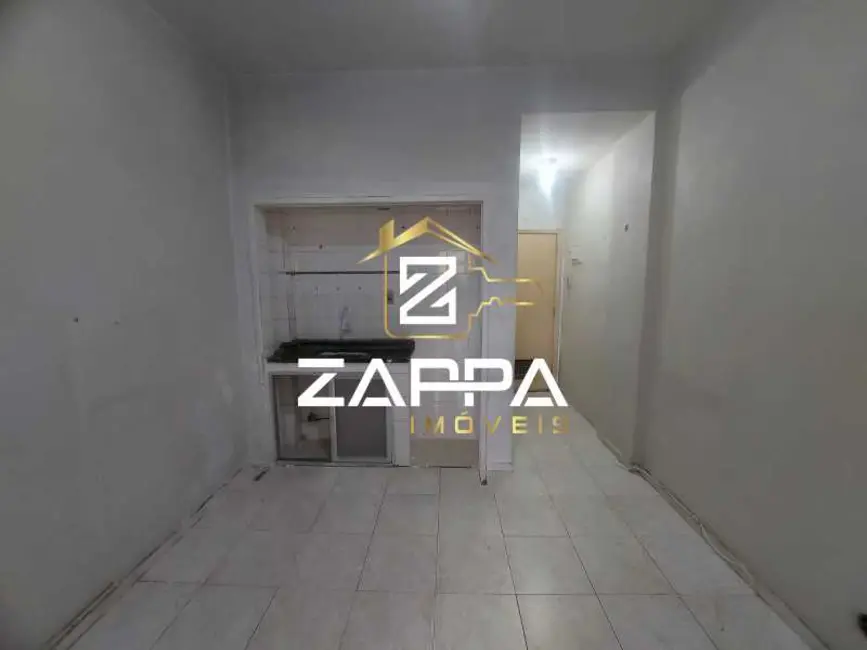 Kitnet com 1 quarto à venda, 20m2 em Rio De Janeiro - RJ - imagem 7 Foto 7 de Kitnet com 1 quarto à venda, 20m2 em Rio De Janeiro - RJ