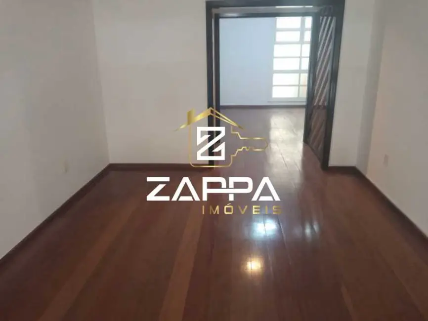 Apartamento com 3 quartos à venda, 125m2 em Rio De Janeiro - RJ - imagem 3 Foto 3 de Apartamento com 3 quartos à venda, 125m2 em Rio De Janeiro - RJ