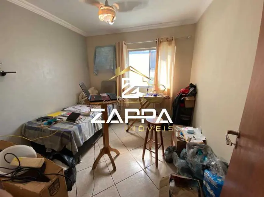 Casa à venda, 500m2 em Rio De Janeiro - RJ - imagem 8 Foto 8 de Casa à venda, 500m2 em Rio De Janeiro - RJ