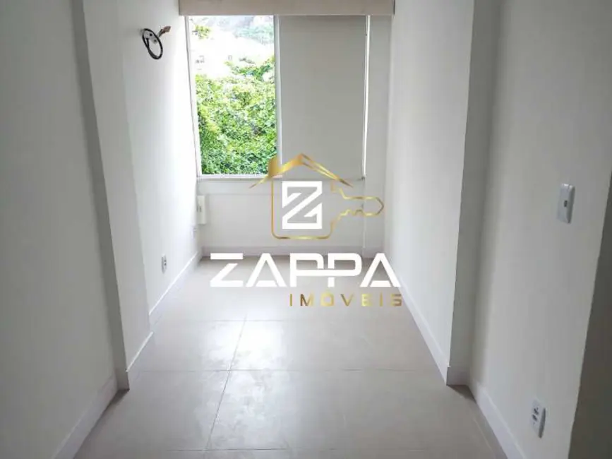 Foto 4 de Apartamento com 2 quartos à venda, 61m2 em Rio De Janeiro - RJ