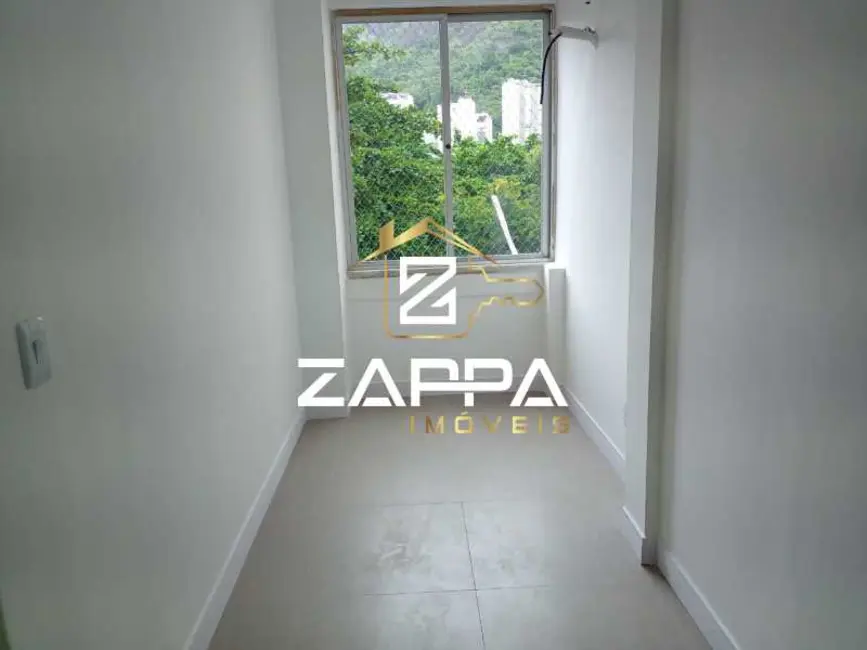 Foto 3 de Apartamento com 2 quartos à venda, 61m2 em Rio De Janeiro - RJ