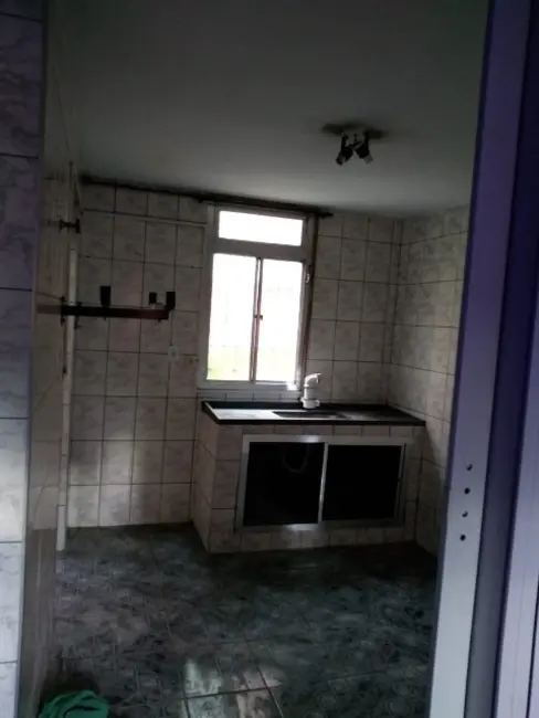 Foto 3 de Apartamento com 2 quartos para alugar, 46m2 em Cidade Tiradentes, São Paulo - SP