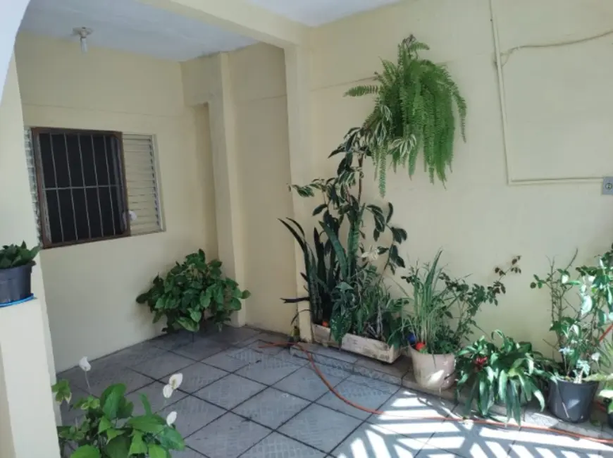 Foto 2 de Casa com 3 quartos à venda, 130m2 em Conjunto Habitacional Castro Alves, São Paulo - SP