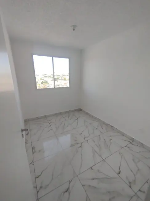 Foto 3 de Apartamento com 2 quartos para alugar, 46m2 em Guaianazes, São Paulo - SP