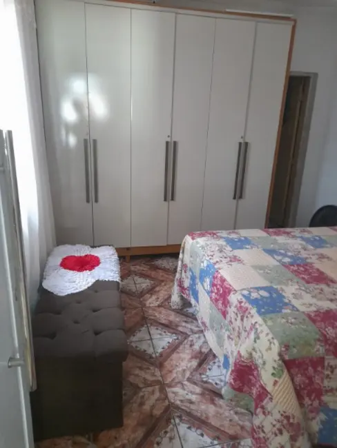 Casa com 3 quartos à venda, 23m2 em Conjunto Habitacional Castro Alves, São Paulo - SP - imagem 4 Foto 4 de Casa com 3 quartos à venda, 23m2 em Conjunto Habitacional Castro Alves, São Paulo - SP