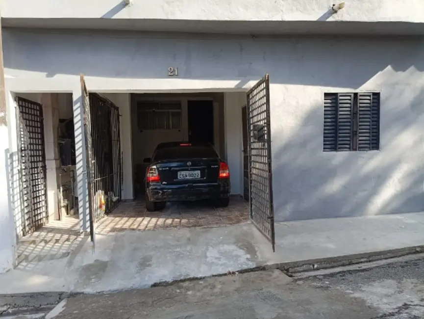 Foto 1 de Casa com 5 quartos à venda, 130m2 em Conjunto Habitacional Castro Alves, São Paulo - SP