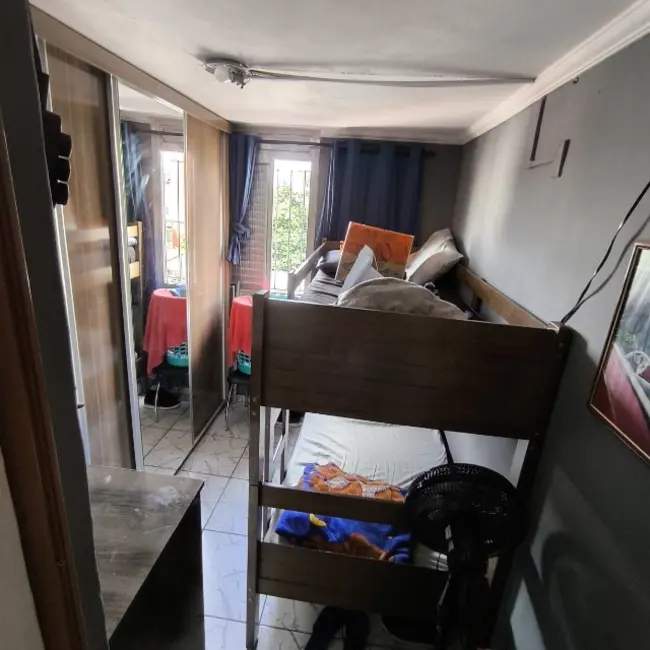 Foto 4 de Apartamento com 2 quartos à venda, 36m2 em Conjunto Habitacional Castro Alves, São Paulo - SP