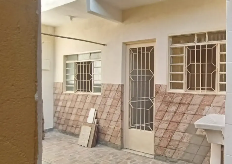 Foto 1 de Casa com 1 quarto para alugar, 135m2 em Conjunto Residencial Prestes Maia, São Paulo - SP