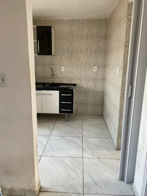 Foto 3 de Apartamento com 2 quartos para alugar, 46m2 em Cidade Tiradentes, São Paulo - SP
