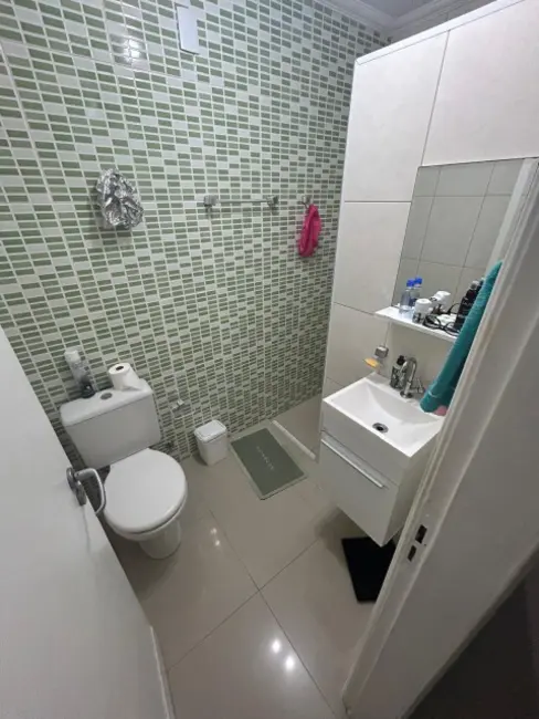 Foto 5 de Casa com 3 quartos à venda, 145m2 em Conjunto Habitacional Castro Alves, São Paulo - SP