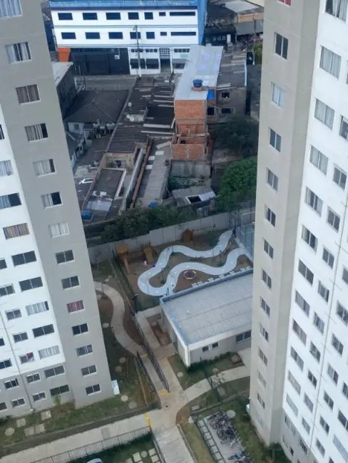 Foto 3 de Apartamento com 2 quartos à venda, 42m2 em Guaianazes, São Paulo - SP