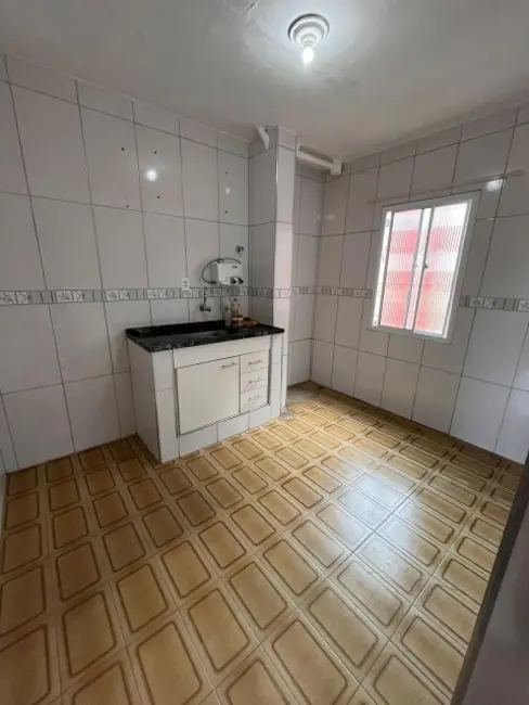 Foto 4 de Apartamento com 2 quartos para alugar, 46m2 em Cidade Tiradentes, São Paulo - SP