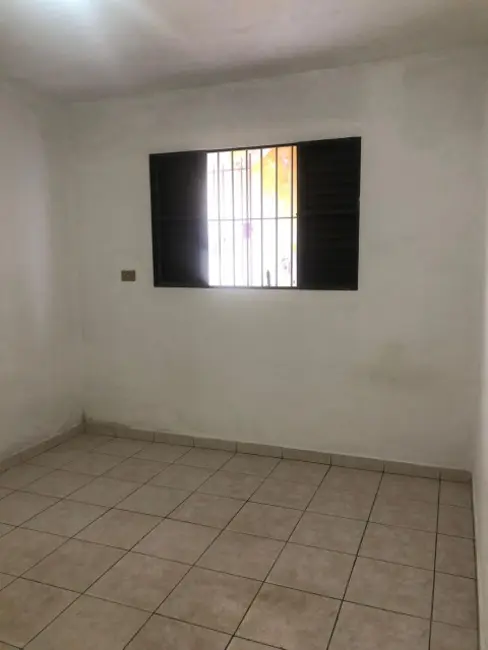 Foto 3 de Casa com 2 quartos à venda, 170m2 em Conjunto Habitacional Castro Alves, São Paulo - SP