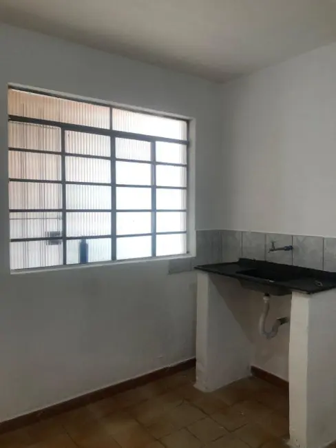 Foto 8 de Casa com 2 quartos à venda, 170m2 em Conjunto Habitacional Castro Alves, São Paulo - SP