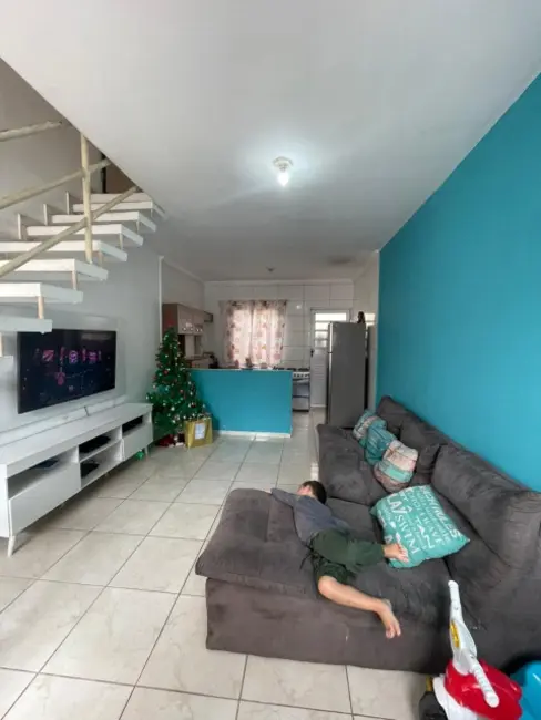 Foto 2 de Casa com 2 quartos à venda, 49m2 em Guaianazes, São Paulo - SP