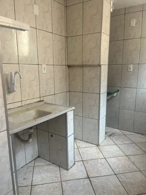Foto 4 de Apartamento com 2 quartos para alugar, 42m2 em Conjunto Habitacional Castro Alves, São Paulo - SP