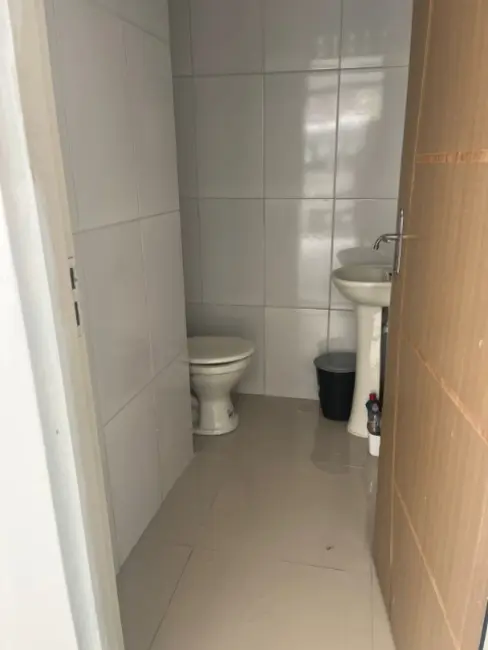 Foto 3 de Apartamento com 2 quartos para alugar, 42m2 em Conjunto Habitacional Castro Alves, São Paulo - SP