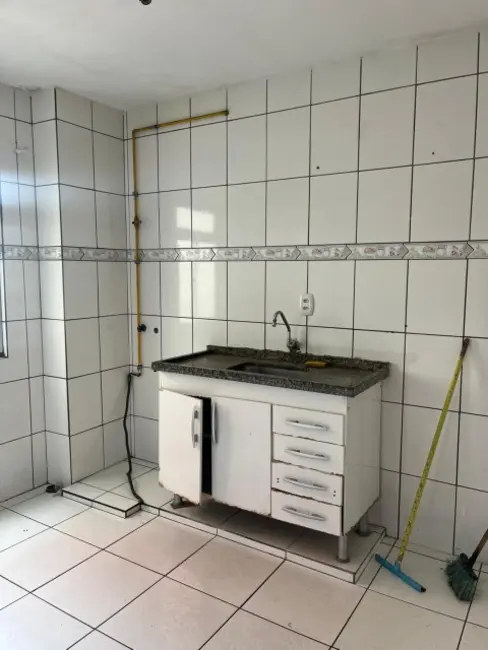 Foto 2 de Apartamento com 2 quartos para alugar, 46m2 em Cidade Tiradentes, São Paulo - SP