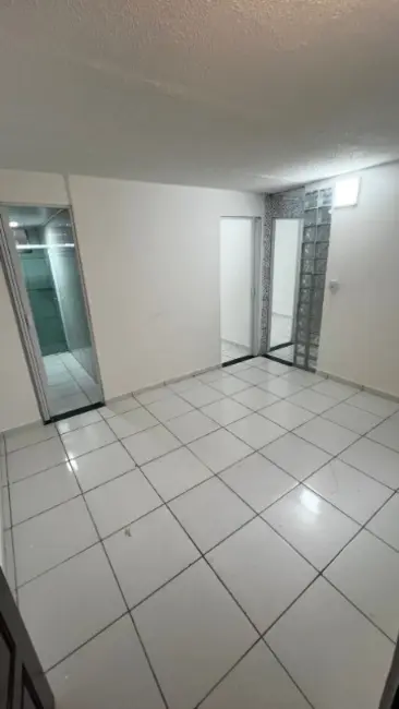 Foto 4 de Apartamento com 2 quartos à venda, 42m2 em Cidade Tiradentes, São Paulo - SP