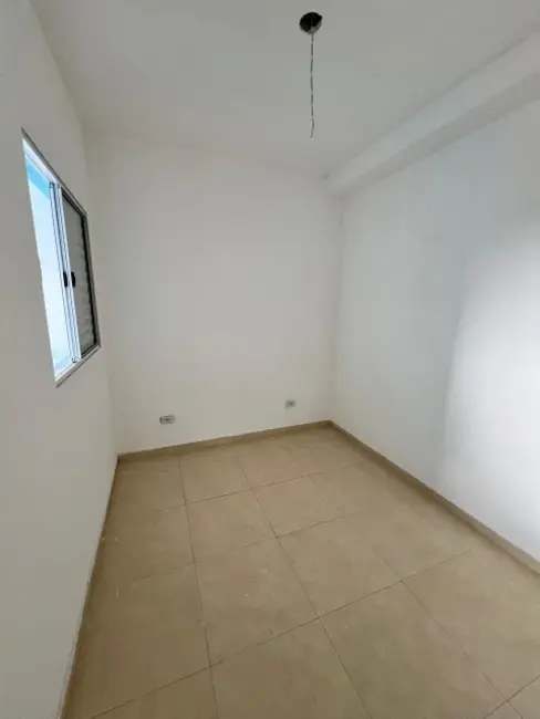 Foto 5 de Apartamento com 2 quartos para alugar, 32m2 em Jardim Helian, São Paulo - SP