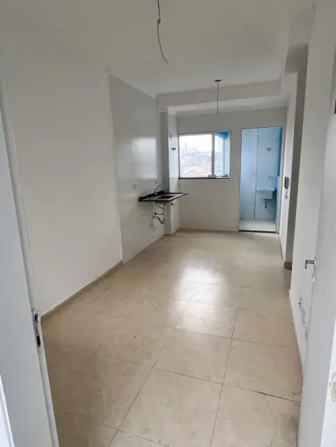 Foto 2 de Apartamento com 2 quartos para alugar, 32m2 em Jardim Helian, São Paulo - SP