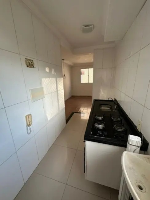 Foto 2 de Apartamento com 2 quartos para alugar, 38m2 em Colônia (Zona Leste), São Paulo - SP