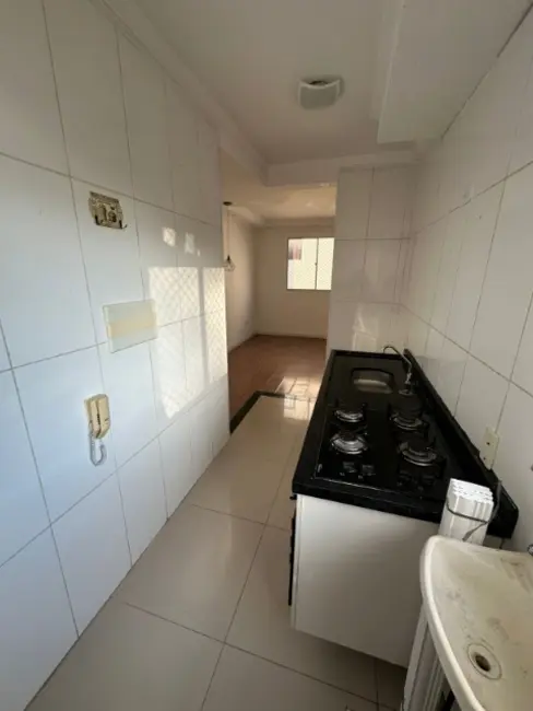 Foto 3 de Apartamento com 2 quartos para alugar, 38m2 em Colônia (Zona Leste), São Paulo - SP