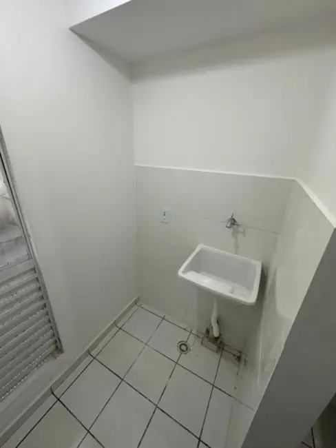 Apartamento com 2 quartos à venda, 46m2 em Conjunto Residencial José Bonifácio, São Paulo - SP - imagem 2 Foto 2 de Apartamento com 2 quartos à venda, 46m2 em Conjunto Residencial José Bonifácio, São Paulo - SP