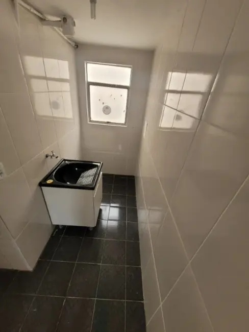 Foto 3 de Apartamento com 2 quartos para alugar, 44m2 em Conjunto Habitacional Juscelino Kubitschek, São Paulo - SP