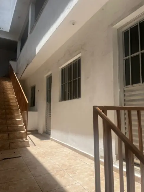 Casa com 2 quartos para alugar, 125m2 em Conjunto Habitacional Sitio Conceição, São Paulo - SP - imagem 3 Foto 3 de Casa com 2 quartos para alugar, 125m2 em Conjunto Habitacional Sitio Conceição, São Paulo - SP