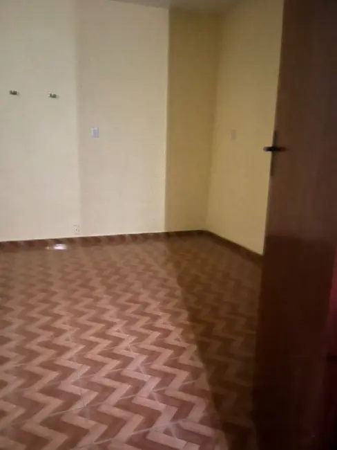Casa com 2 quartos para alugar, 1111m2 em Cidade Tiradentes, São Paulo - SP - imagem 5 Foto 5 de Casa com 2 quartos para alugar, 1111m2 em Cidade Tiradentes, São Paulo - SP