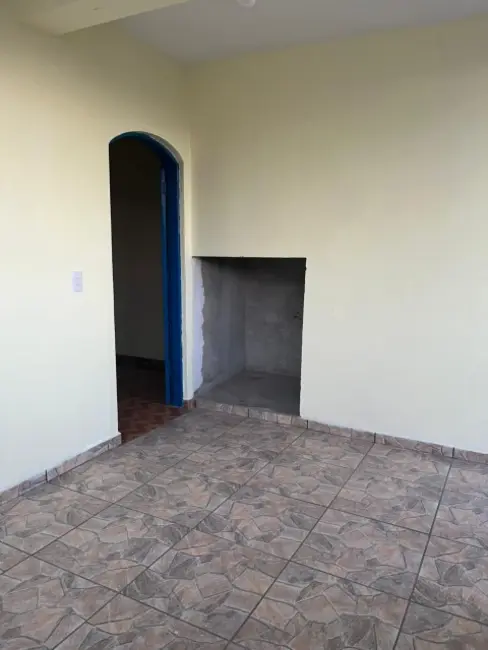 Casa com 2 quartos para alugar, 1111m2 em Cidade Tiradentes, São Paulo - SP - imagem 1 Foto 1 de Casa com 2 quartos para alugar, 1111m2 em Cidade Tiradentes, São Paulo - SP