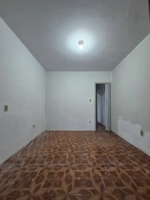 Casa com 2 quartos para alugar, 60m2 em Itaquera, São Paulo - SP - imagem 5 Foto 5 de Casa com 2 quartos para alugar, 60m2 em Itaquera, São Paulo - SP